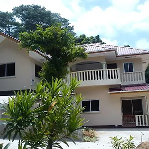 Zeph Self Catering Appartement Baie Lazare (Mahe)